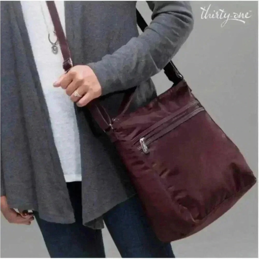 Thirty One Everything Crossbody